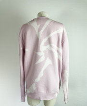 Lade das Bild in den Galerie-Viewer, Bestickter tie-dye Sweater
