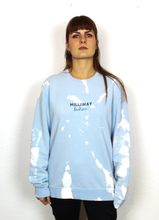 Lade das Bild in den Galerie-Viewer, Bestickter tie-dye Sweater
