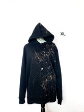 Lade das Bild in den Galerie-Viewer, Tie Dye Hoodie schwarz