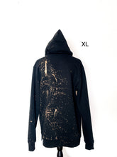 Lade das Bild in den Galerie-Viewer, Tie Dye Hoodie schwarz