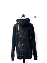 Lade das Bild in den Galerie-Viewer, Tie Dye Hoodie schwarz