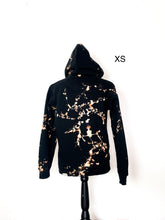 Lade das Bild in den Galerie-Viewer, Tie Dye Hoodie schwarz