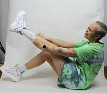 Lade das Bild in den Galerie-Viewer, Tie Dye Shirtkleid