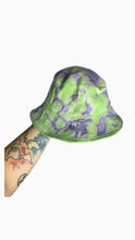 Lade das Bild in den Galerie-Viewer, tie dye Fischerhut
