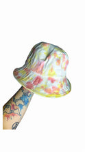 Lade das Bild in den Galerie-Viewer, tie dye Fischerhut
