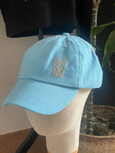 Lade das Bild in den Galerie-Viewer, Handbestickte Cap Dubbeglas
