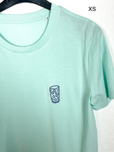 Lade das Bild in den Galerie-Viewer, Handbesticktes Dubbeglas Bio-Baumwollshirt
